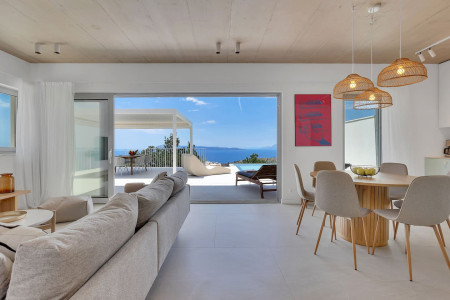 Villa Ester - Stunning View !